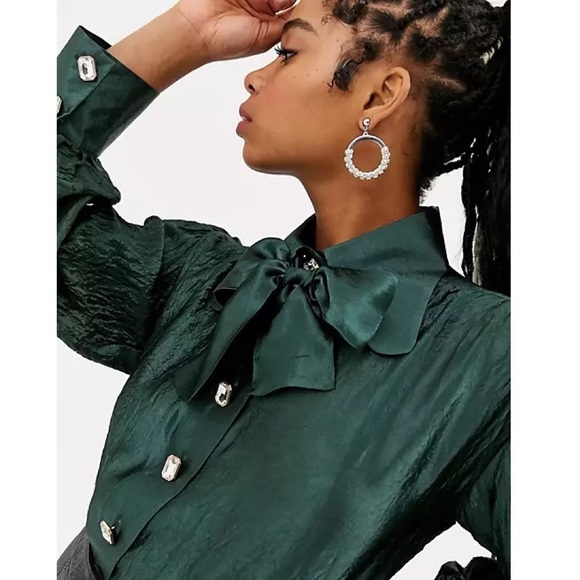 🆕 DREAM Sister Jane Volume Blouse with Bow Collar in Metallic Crinkle Fabric - Picture 3 of 4